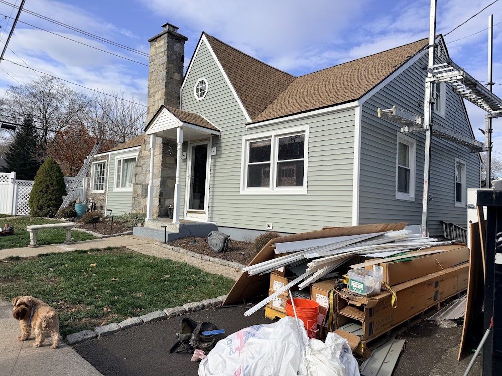 GM Roofing and Siding LLC